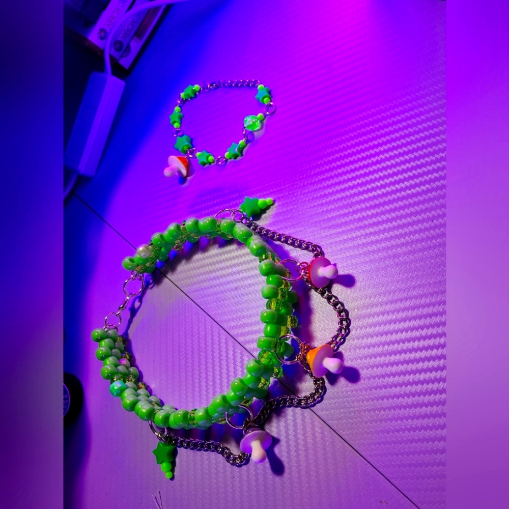 Mushroom choker